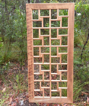Large family multi frame that holds 40 pictures. Light Oregon timber.